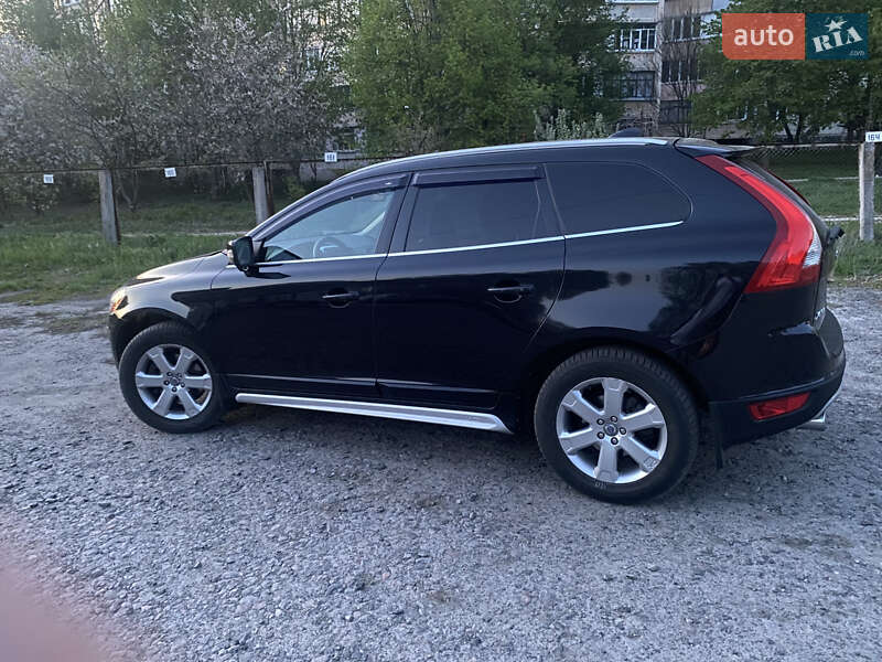 Внедорожник / Кроссовер Volvo XC60 2010 в Полтаве