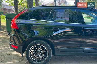 Позашляховик / Кросовер Volvo XC60 2011 в 