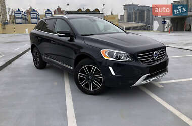 Позашляховик / Кросовер Volvo XC60 2017 в 