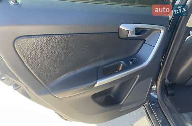 Внедорожник / Кроссовер Volvo XC60 2009 в 