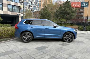 Позашляховик / Кросовер Volvo XC60 2018 в 