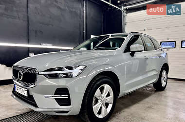 Внедорожник / Кроссовер Volvo XC60 2023 в 