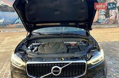 Внедорожник / Кроссовер Volvo XC60 2019 в 