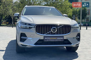 Внедорожник / Кроссовер Volvo XC60 2023 в 