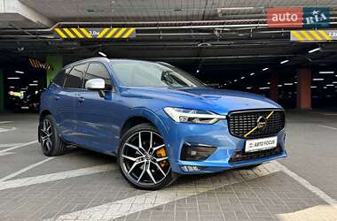 Позашляховик / Кросовер Volvo XC60 2017 в 