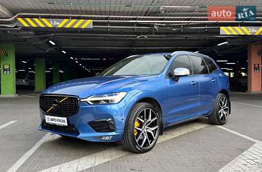 Позашляховик / Кросовер Volvo XC60 2017 в 