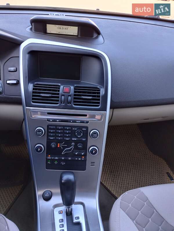 Позашляховик / Кросовер Volvo XC60 2008 в Житомирі