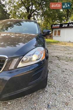 Позашляховик / Кросовер Volvo XC60 2012 в 