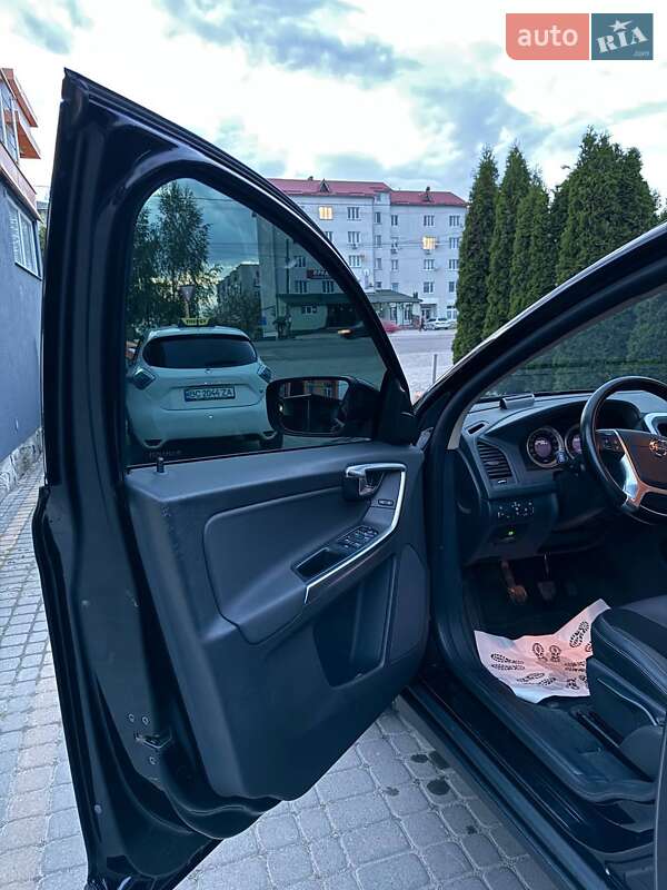 Позашляховик / Кросовер Volvo XC60 2010 в Самборі