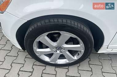 Внедорожник / Кроссовер Volvo XC60 2012 в 