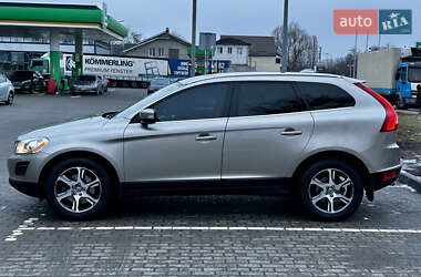Внедорожник / Кроссовер Volvo XC60 2012 в 