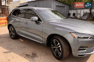 Внедорожник / Кроссовер Volvo XC60 2018 в 