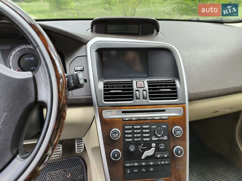 Позашляховик / Кросовер Volvo XC60 2009 в Миргороді фото 25 Позашляховик / Кросовер Volvo XC60 2009 в Миргороді