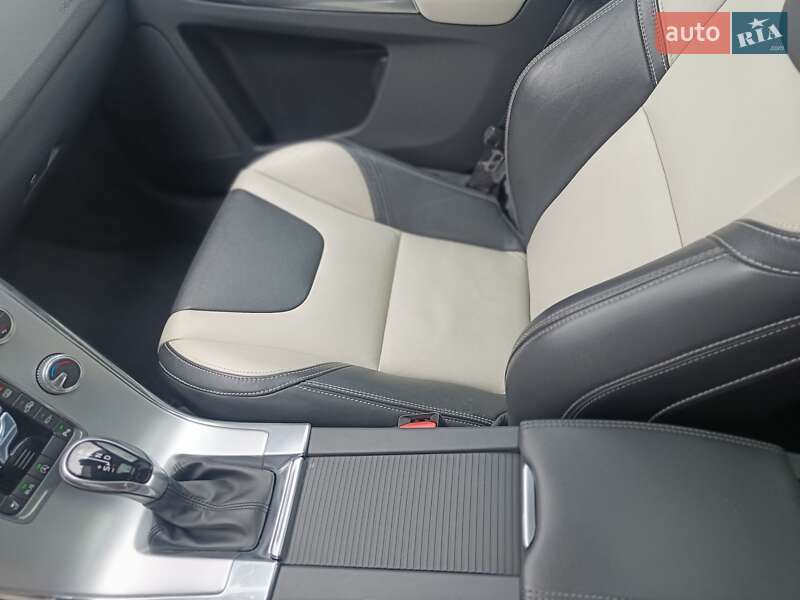 Внедорожник / Кроссовер Volvo XC60 2016 в Виннице