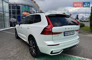 Внедорожник / Кроссовер Volvo XC60 2024 в 