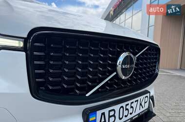 Внедорожник / Кроссовер Volvo XC60 2024 в 
