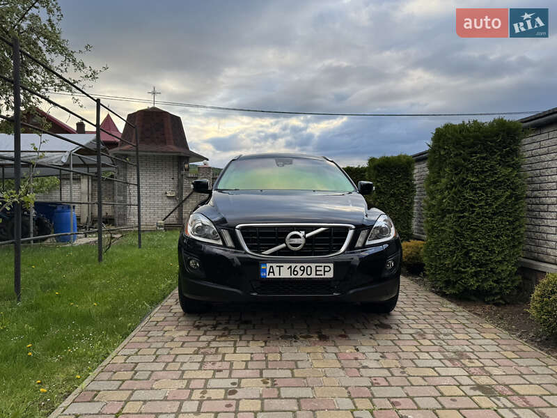Внедорожник / Кроссовер Volvo XC60 2010 в Богородчанах