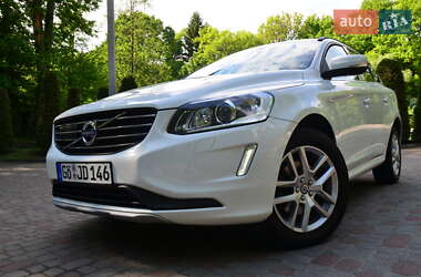 Внедорожник / Кроссовер Volvo XC60 2017 в 