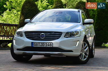 Внедорожник / Кроссовер Volvo XC60 2017 в 