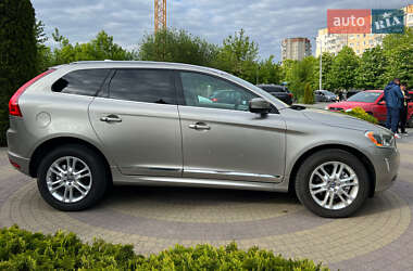 Позашляховик / Кросовер Volvo XC60 2014 в 
