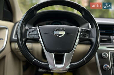 Позашляховик / Кросовер Volvo XC60 2014 в 