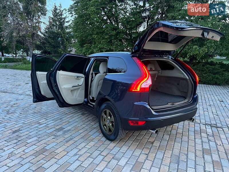 Внедорожник / Кроссовер Volvo XC60 2012 в Белой Церкви фото 31 Внедорожник / Кроссовер Volvo XC60 2012 в Белой Церкви