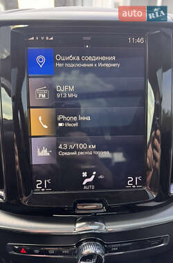 Внедорожник / Кроссовер Volvo XC60 2018 в 