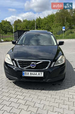 Внедорожник / Кроссовер Volvo XC60 2011 в 