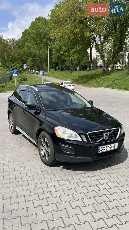Внедорожник / Кроссовер Volvo XC60 2011 в Хмельницком