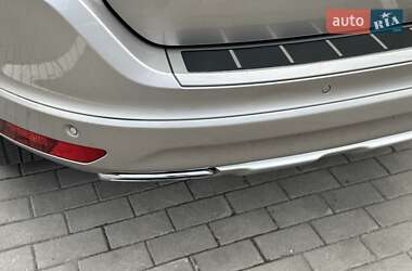 Позашляховик / Кросовер Volvo XC60 2016 в 