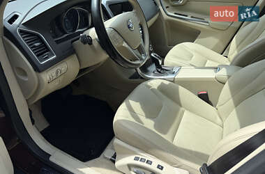 Внедорожник / Кроссовер Volvo XC60 2014 в 
