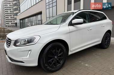 Внедорожник / Кроссовер Volvo XC60 2015 в 