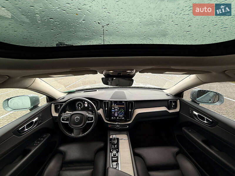 Внедорожник / Кроссовер Volvo XC60 2018 в Львове