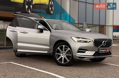 Внедорожник / Кроссовер Volvo XC60 2018 в 