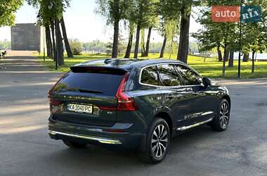 Внедорожник / Кроссовер Volvo XC60 2023 в 