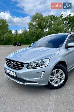 Позашляховик / Кросовер Volvo XC60 2016 в 