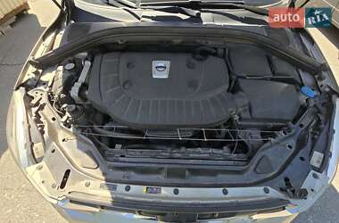 Внедорожник / Кроссовер Volvo XC60 2013 в 