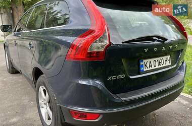 Внедорожник / Кроссовер Volvo XC60 2012 в 