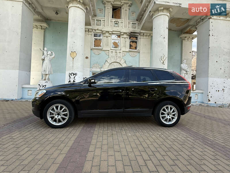 Позашляховик / Кросовер Volvo XC60 2012 в Ірпені