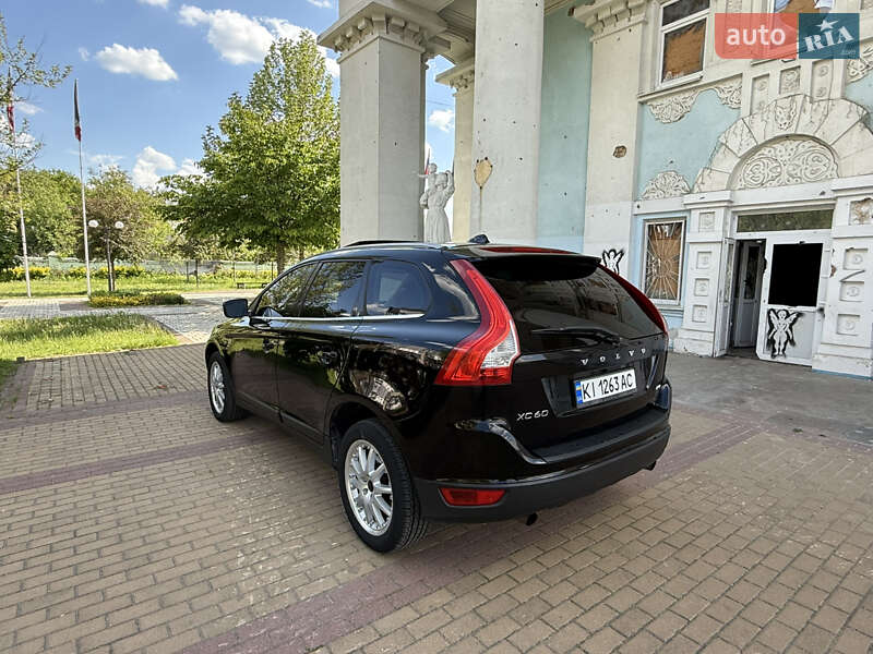 Позашляховик / Кросовер Volvo XC60 2012 в Ірпені