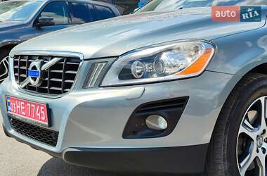 Внедорожник / Кроссовер Volvo XC60 2010 в 