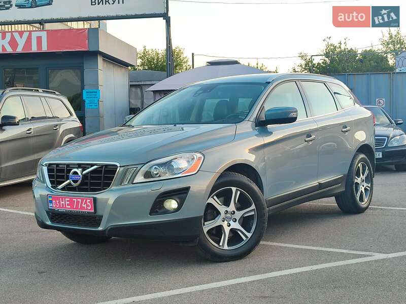 Внедорожник / Кроссовер Volvo XC60 2010 в 