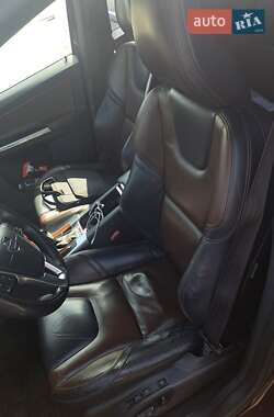 Внедорожник / Кроссовер Volvo XC60 2013 в 