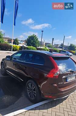 Внедорожник / Кроссовер Volvo XC60 2013 в 