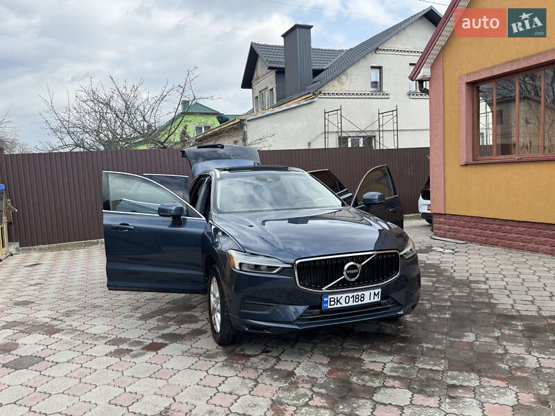 Внедорожник / Кроссовер Volvo XC60 2017 в Ровно