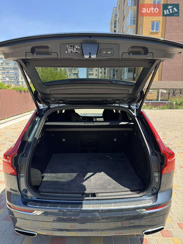Внедорожник / Кроссовер Volvo XC60 2020 в Кременчуге