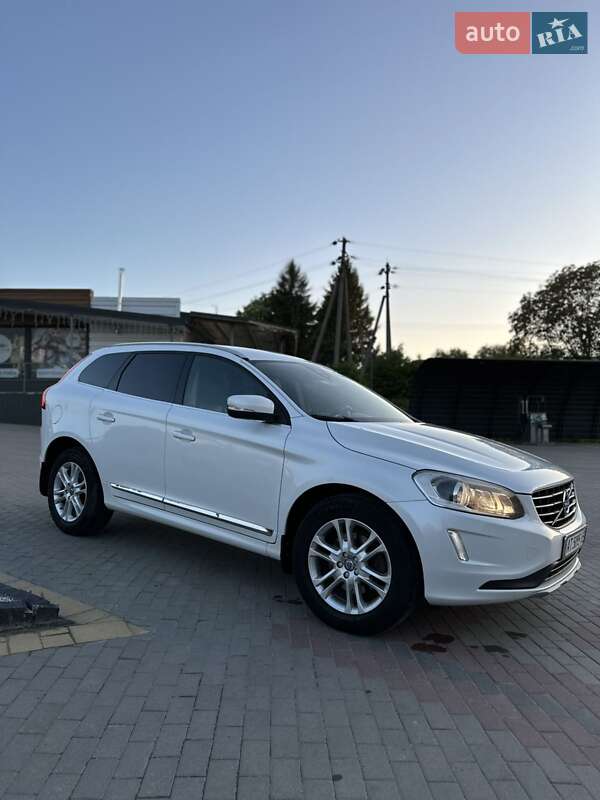 Позашляховик / Кросовер Volvo XC60 2015 в Городенці