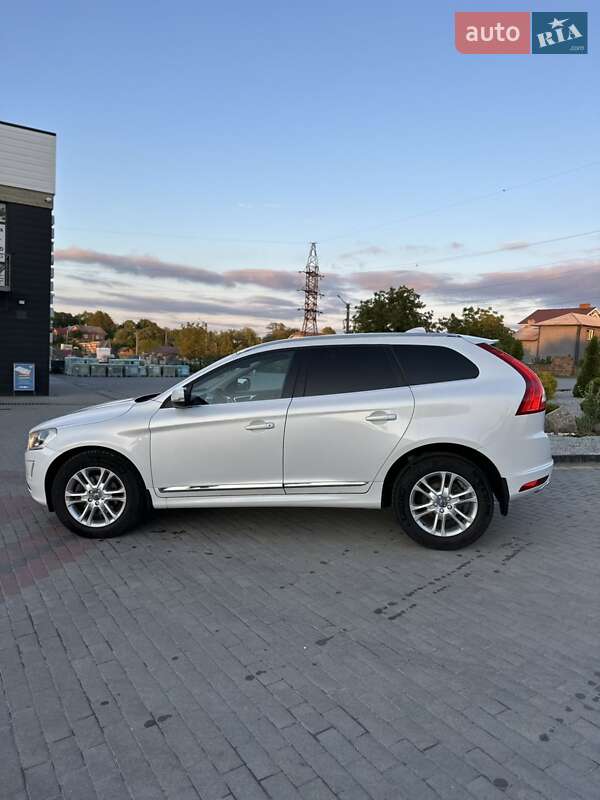 Позашляховик / Кросовер Volvo XC60 2015 в Городенці