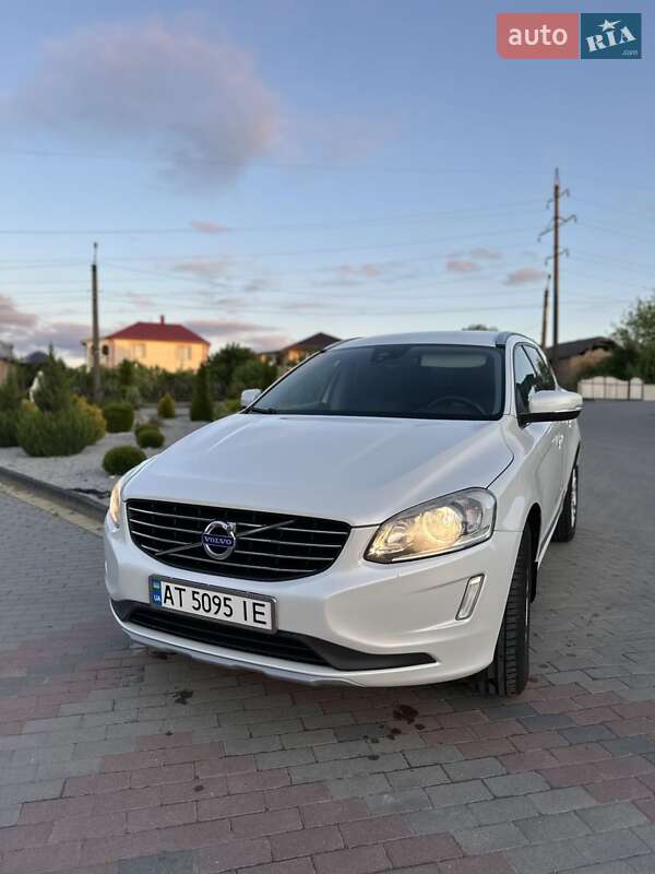 Позашляховик / Кросовер Volvo XC60 2015 в Городенці