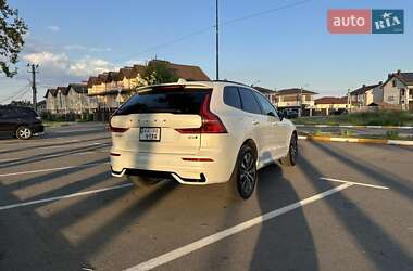Внедорожник / Кроссовер Volvo XC60 2024 в 